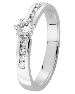 Romanssi timanttisormus valkokulta 172-03-180